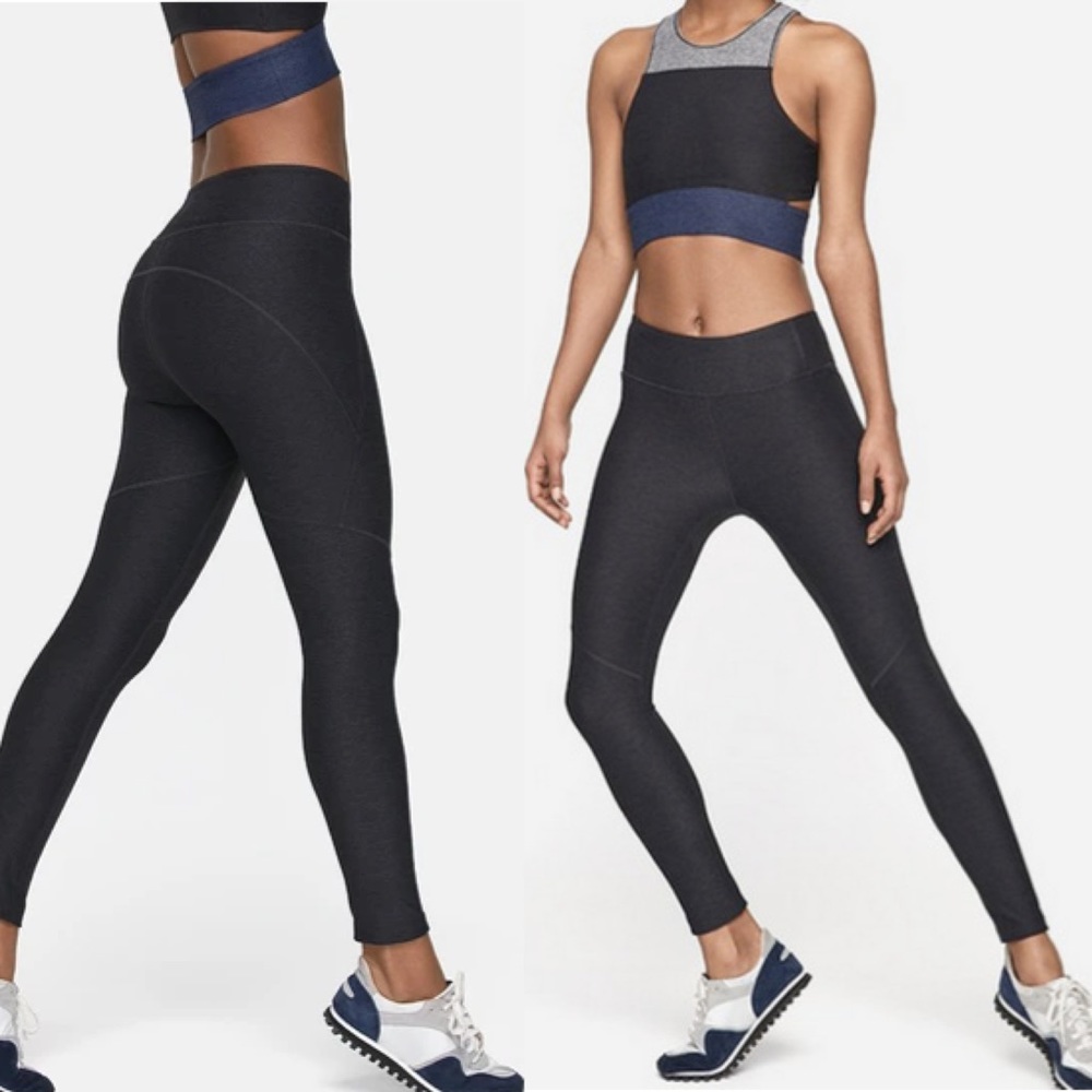 OUTDOOR VOICES 7/8 Warmup Leggings Charcoal M